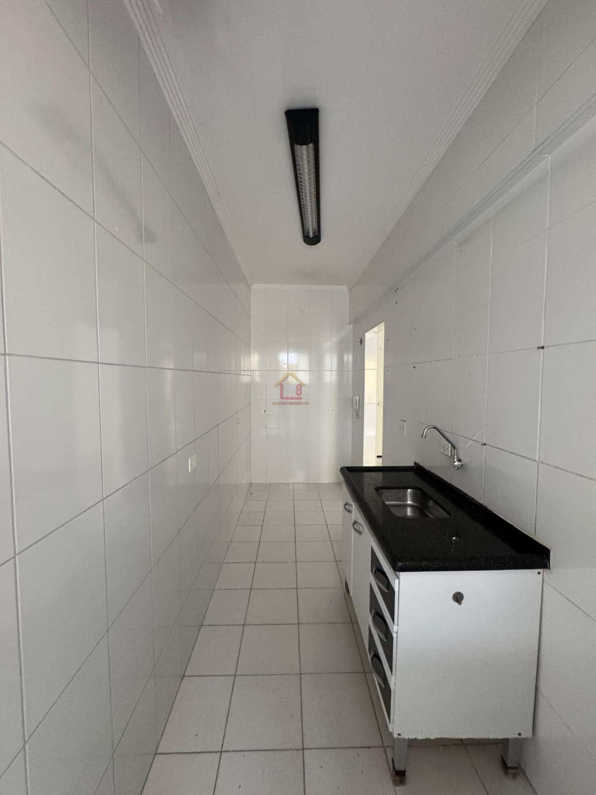 Oportunidade - Canto do Forte - casa8imoveis