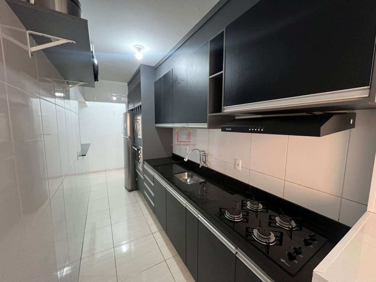 Oportunidade - Canto do Forte - casa8imoveis