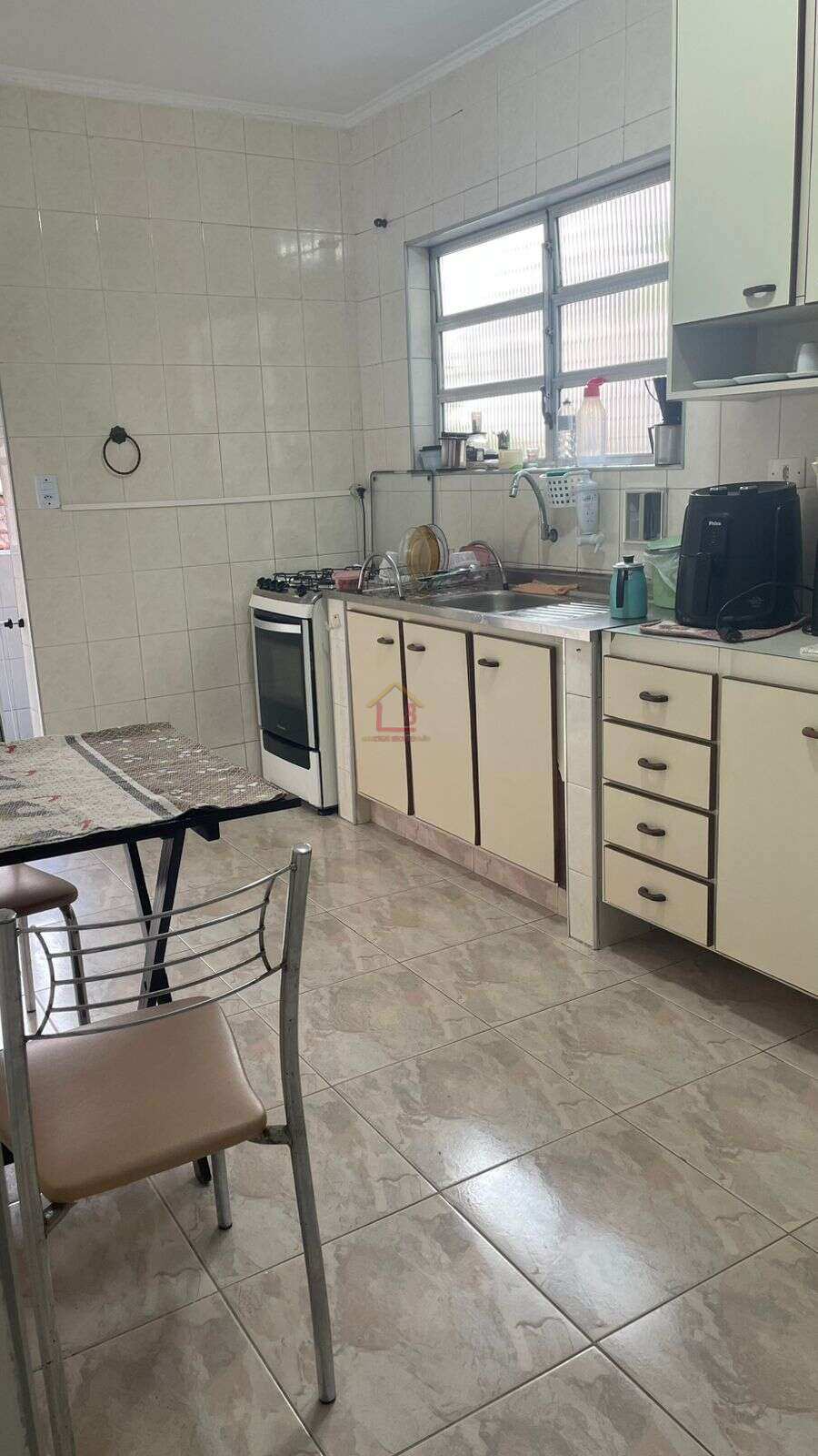 Oportunidade - Canto do Forte - casa8imoveis